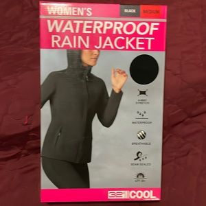 Women’s Weatherproof Rain Jacket